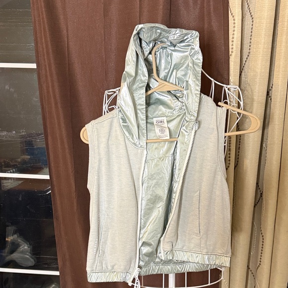 Other - Athleta Girl size 7 grey and silver hooded vest‎